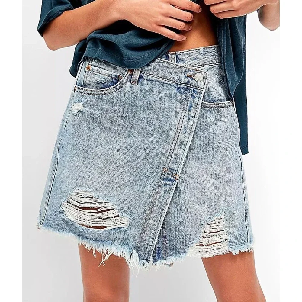 Free People Parker Denim Wrap‎ Mini Skirt Distressed Women's Size 25
